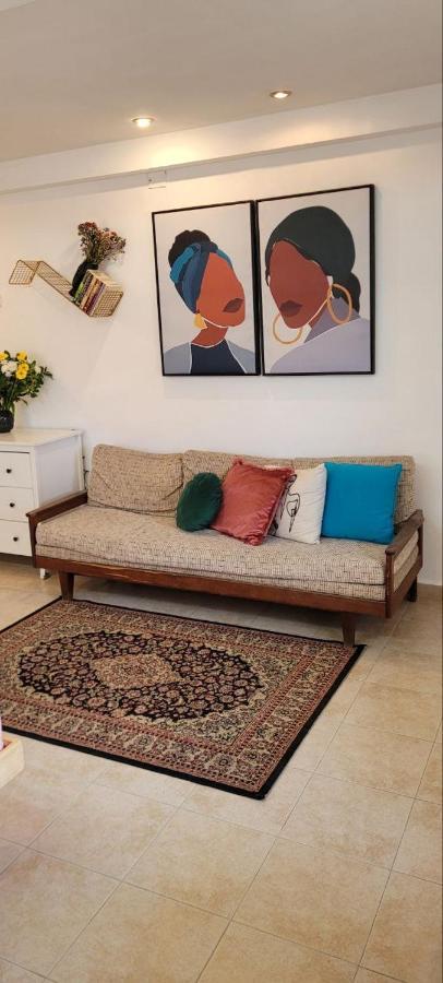 דירה לזוג על שוק מחנה יהודה Lägenhet Jerusalem Exteriör bild