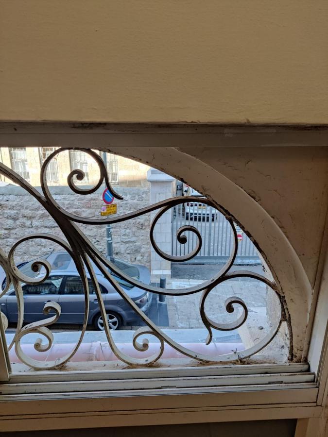 דירה לזוג על שוק מחנה יהודה Lägenhet Jerusalem Exteriör bild